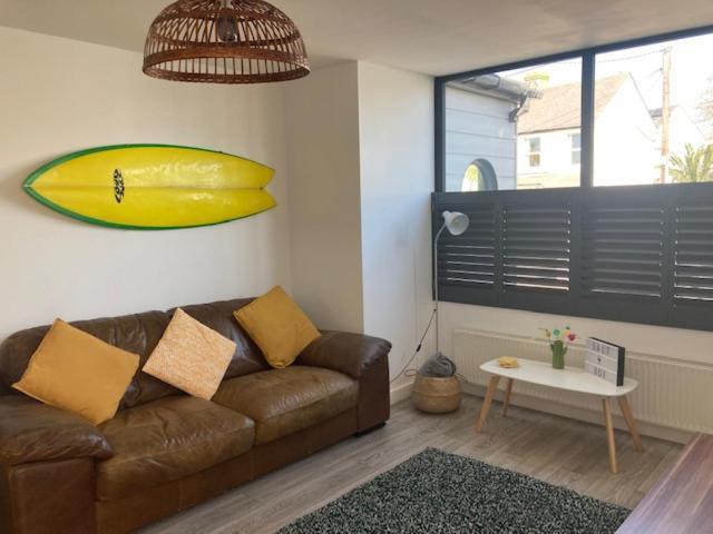The Salt Box- Lovely Refurbished Annexe, Free Parking, Walk To Porth Beach. Saint Columb Minor المظهر الخارجي الصورة